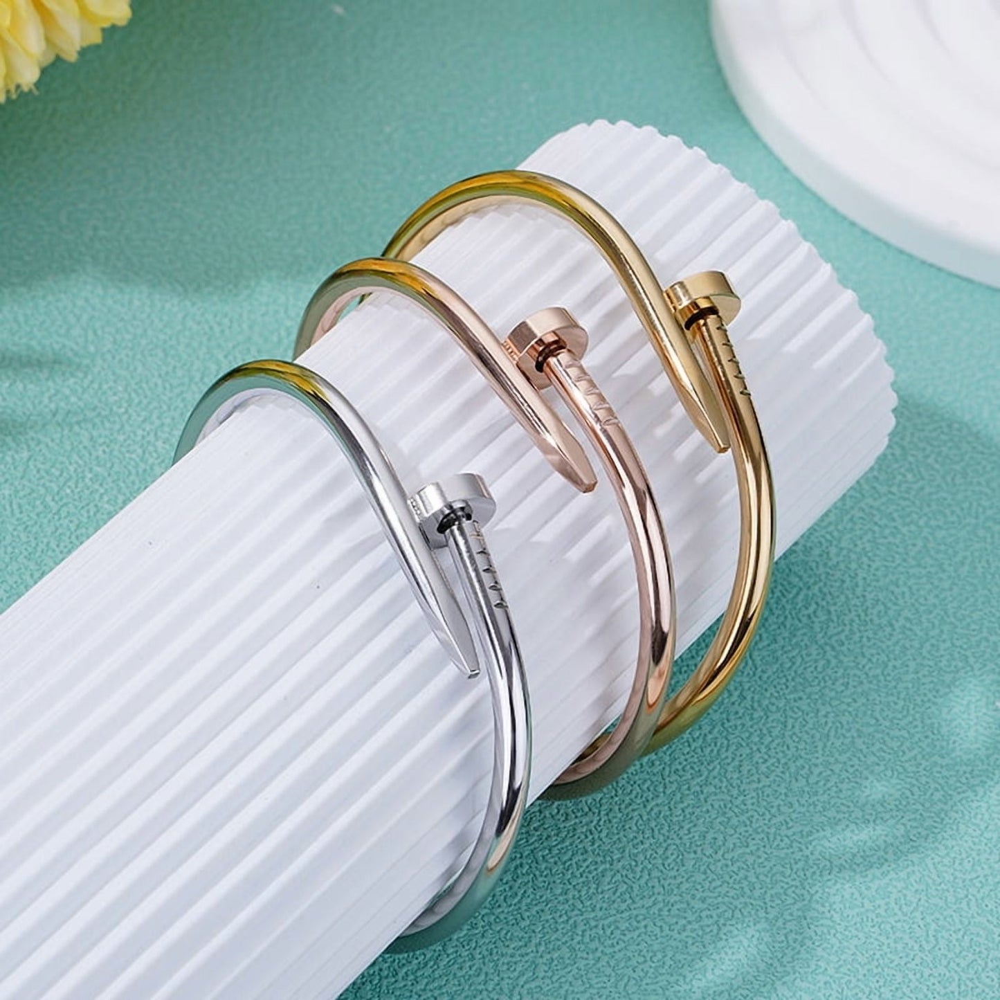 Titanium Steel Bracelet Featuring 18K Gold Plating and Diamond Inlays - A Fusion of Elegance and Minimalist Design