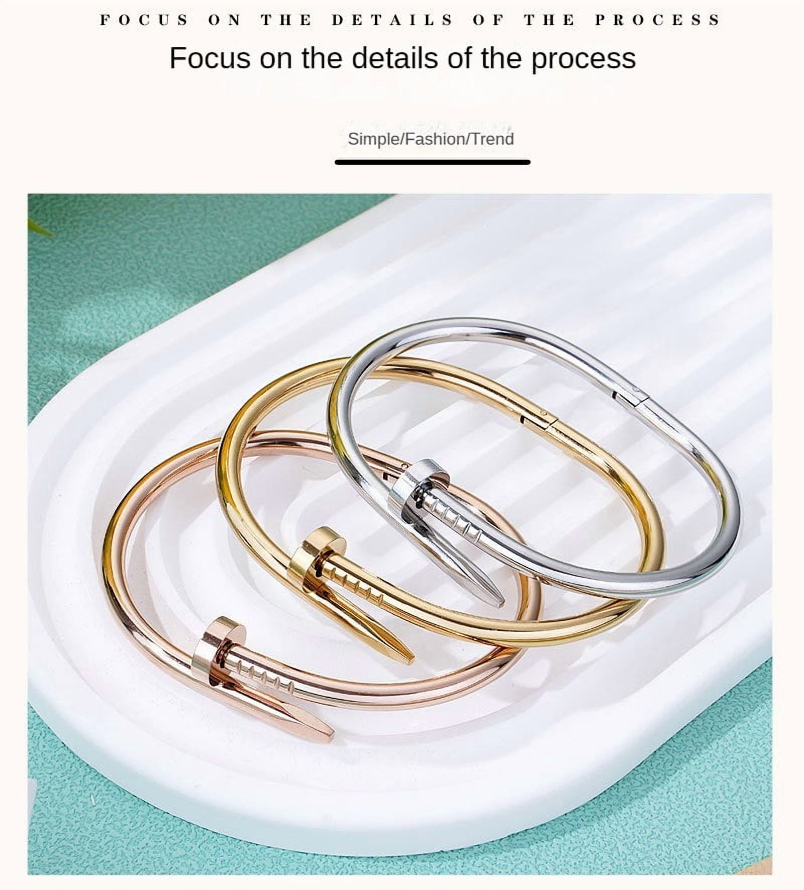 Titanium Steel Bracelet Featuring 18K Gold Plating and Diamond Inlays - A Fusion of Elegance and Minimalist Design