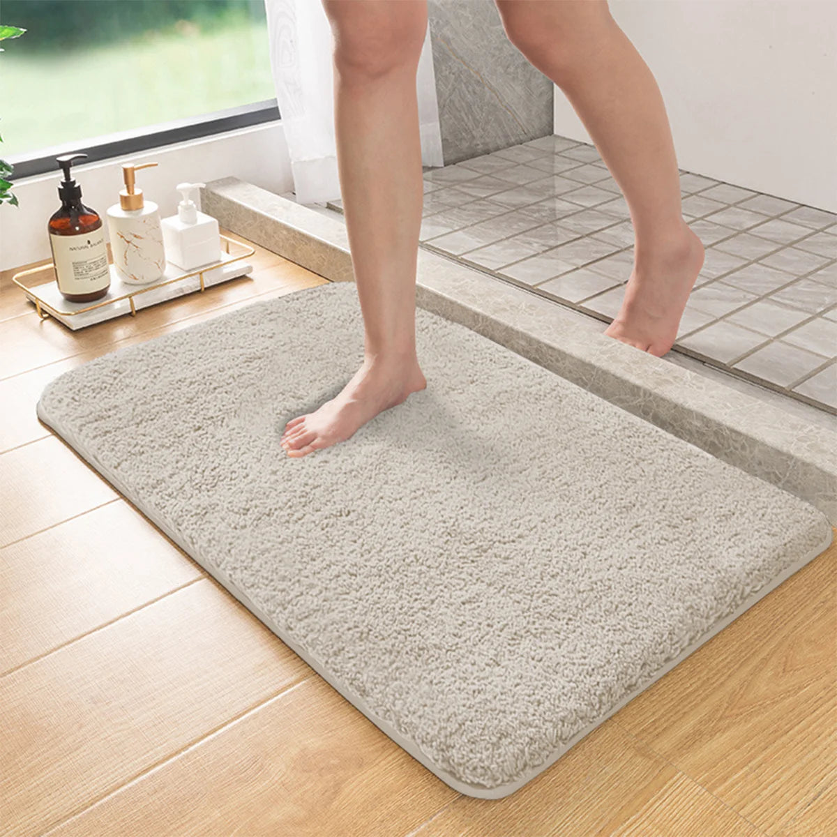 Long Hair Absorbent Bathroom Mat Furry Shower Room Foot Wiping Mat Toilet Non-Slip Mat Entrance Mat